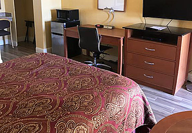 Single Queen Bed